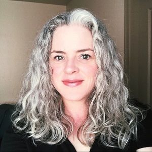 Meet your Posher, Joli